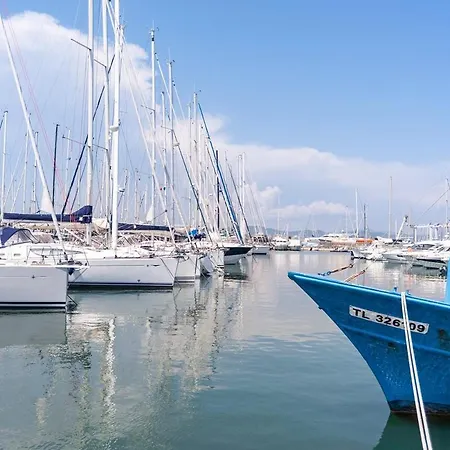 Beautiful Overlooking The Golden Islands Appartement Hyères